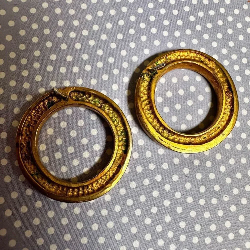 Gold tone rhinestone open circle earrings